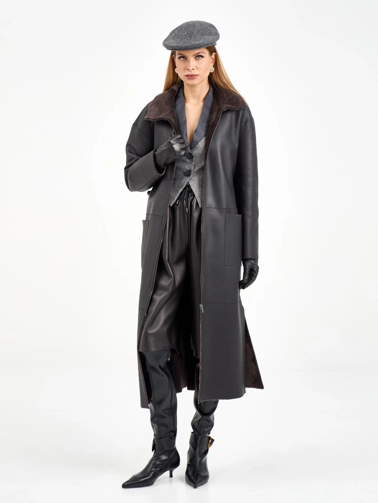 Коричневая длинная женская дубленка 2071, размер 48, артикул 64990-0