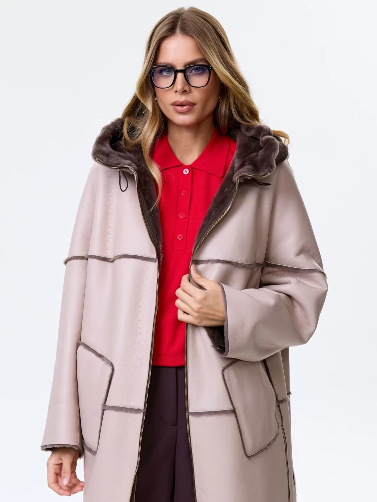 Стильная женская дубленка оверсайз с капюшоном премиум класса 2052, бежевая, размер 46, артикул 62460-0