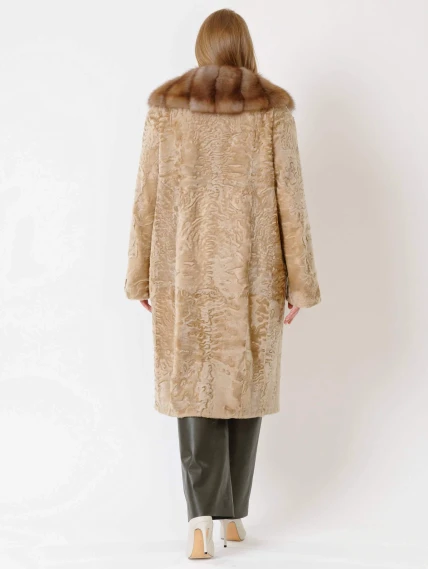 Шуба женская из меха каракуля с мехом куницы Екатерина(вк), жемчужная, размер 54, артикул 22660-3
