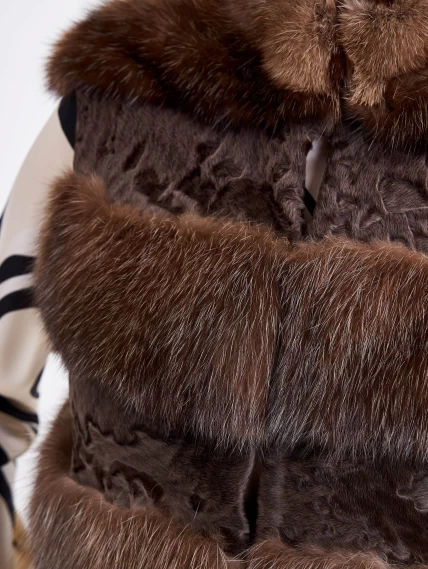 Жилет из меха каракульчи с соболем для женщин Инна, черный, размер 42, артикул 33340-2