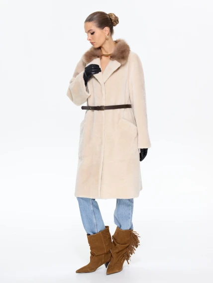Женская дубленка свободного кроя с куницей 2070, бежевая, размер 44, артикул 65220-4