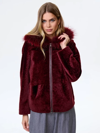 Женская шуба с капюшоном из астрагана с мехом песца 48мех, бордовая, размер 48, артикул 13800-4