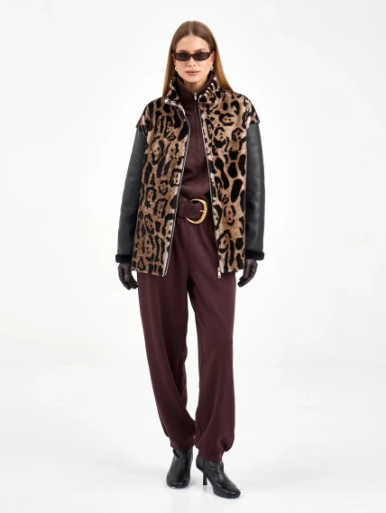 Короткая комбинированная женская дубленка 2076, коричневая, размер 46, артикул 65100-0