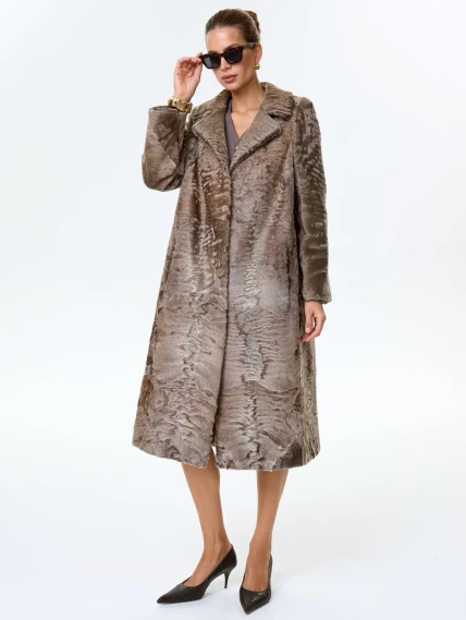 Длинное пальто из меха каракульчи для женщин премиум класса Лола(ав), светло-коричневое, размер 50, артикул 33960-4