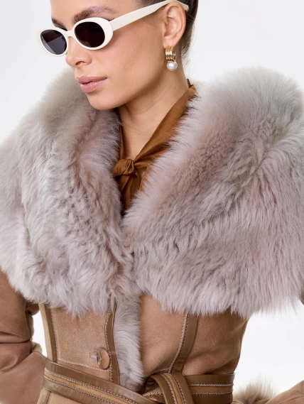 Короткая женская дубленка из тосканы с капюшоном 122, бежевая, размер 40, артикул 61451-3