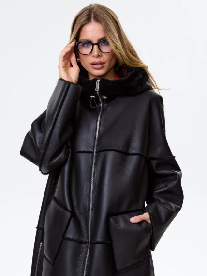 Стильная женская дубленка оверсайз с капюшоном премиум класса 2052, черная, размер 52, артикул 64470-3