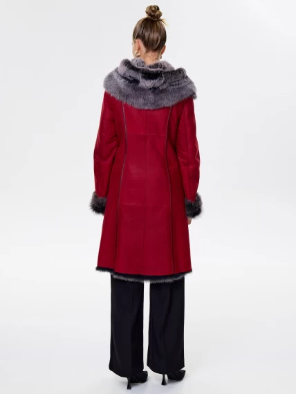 Длинная женская дубленка из тосканы с капюшоном 123нк, красная, размер 50, артикул 61903-7
