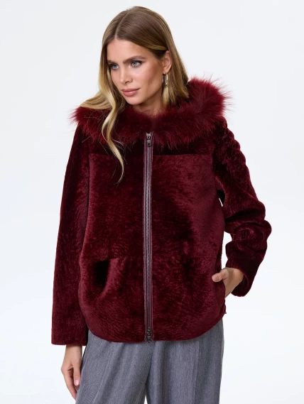 Женская шуба с капюшоном из астрагана с мехом песца 48мех, бордовая, размер 48, артикул 13800-0