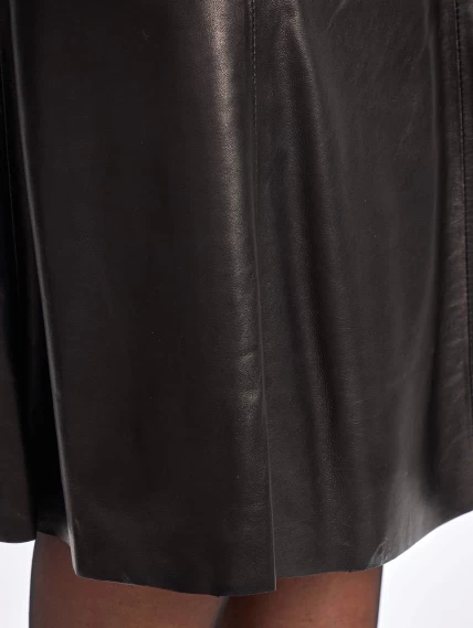 Расклешенная кожаная юбка 04, черная, размер 50, артикул 85970-2