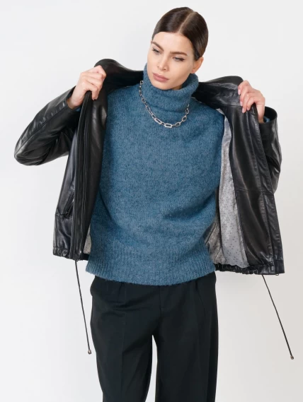 Кожаная женская куртка бомбер с капюшоном 305, черная, размер 46, артикул 90820-2